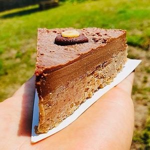 Squirrel at LA RAWTISSERIE in Antibes