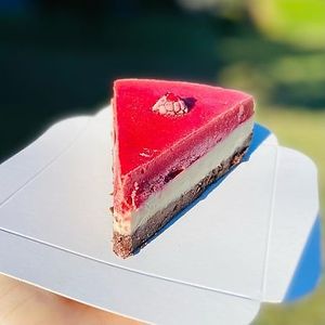 Tiplet Gourmand (chocolate, vanilla, raspberry) at LA RAWTISSERIE in Antibes