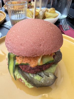 Vegan burgerr  at FRED in Milan