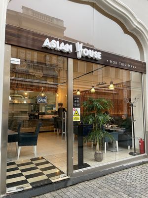 Pleasant atmosphere, veg packed, delicious food at Asian House - Wok This Way in Oradea