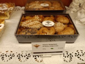 Orangen-Zimt-Gebäck/Kekse at Hofbäckerei Edegger-Tax in Graz