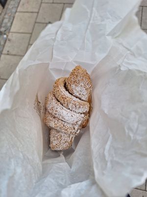  at Hofbäckerei Edegger-Tax in Graz