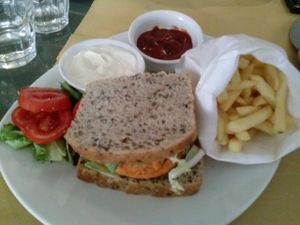 burger at Ops Cucina Mediterranea in Rome