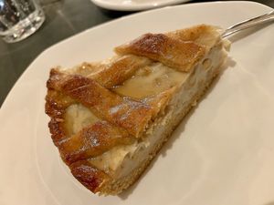 cake at Ops Cucina Mediterranea in Rome