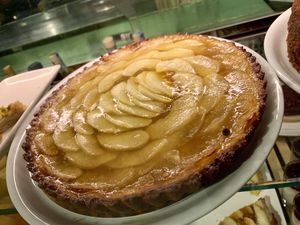 apple tarte at Ops Cucina Mediterranea in Rome