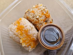 Onigiris vegans at Verde Vida - Rua Formosa in Porto