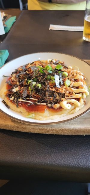 I went back again and had the same, my friends had the gyozas and I also had the spring rolls. All delicious 😋 at TAKE in Mechelen