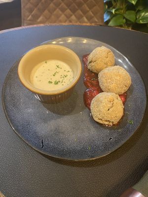 Haggis bon bons with raspberry chilli salsa and creamy sauce   at Greenstone Lodge  in Bridge Of Orchy