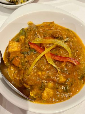 Mixed vegetables curry with tofu at Monsoona in Aberdeen