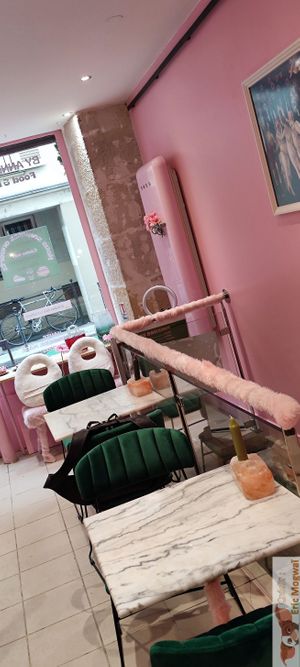 Upstairs seats at Veg'Anne By Anne Dorcay in Paris