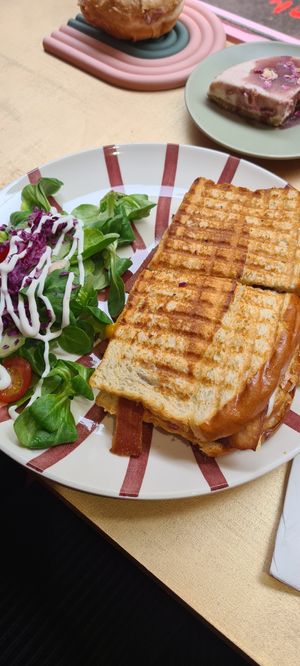  at Veg'Anne By Anne Dorcay in Paris