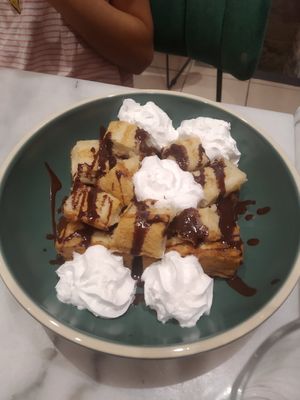  at Veg'Anne By Anne Dorcay in Paris