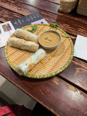 Nem Cuon Rau at Pho King in Mexico City