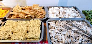 Hotpot line at Tue Minh Restaurant in Hanoi