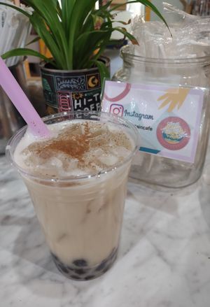 Boba teas with alternative milks at Three Mountain Cafe in Waitsfield