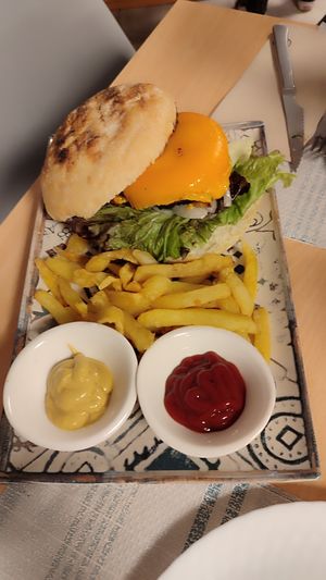 Buguer at A Cova do trasno in O Grove