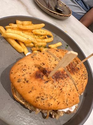 Cubano Sandwich at Earth Cafe @ Juhu in Mumbai