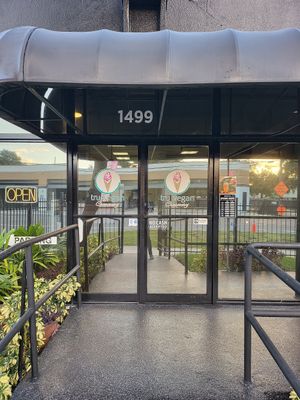 Front door at Tru Vegan Creamery in Tampa