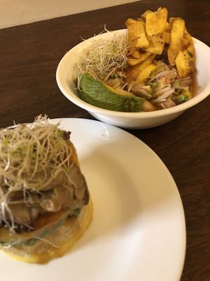 Vegan cause and vegan ceviche at Om Healthy Food in Caracas