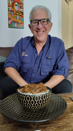 Tallarines de Arroz con Carne Mechada Vegana hecha con Hongos Shitake y Aderezo de Jengibre at Om Healthy Food in Caracas