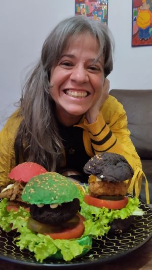 Mini Trío de Hamburguesas Veganas at Om Healthy Food in Caracas