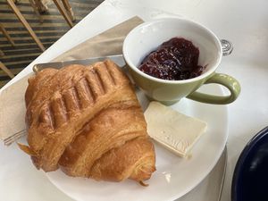 breakfast vegan  at Keystone Coffee in North London