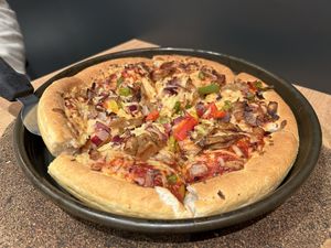 Pizza Vegan Chik’n’Cheez #Veganuary at Pizza Hut in Saarbrucken