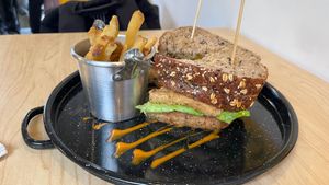 Sanduche Club at ChapiYork in Bogota