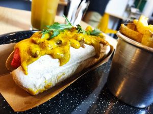 Chili hot dog at ChapiYork in Bogota