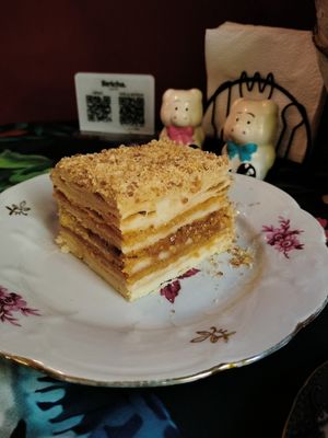 Caramel praline Napoleon at Stricha in Tbilisi