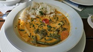 Kokos-Gemüsecurry at Wirtshaus St. Bartholomä in Schoenau Am Koenigssee