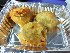 Vegetable samossa at Out of India in Barcelona