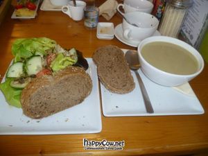  at Kunst en Eerlijke Koffie in Utrecht