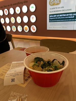 No physical shop, order from the touch screen counter, and food will be served. Checked with bistro byte staff and she advised there is no onion and garlic   at Bao Bao Vegan Mala Soup & Noodles - 宝宝蔬食麻辣烫 in East Singapore