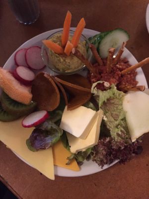 Vegan hearty breakfast (7,90€) at Cafe Miller in Hamburg