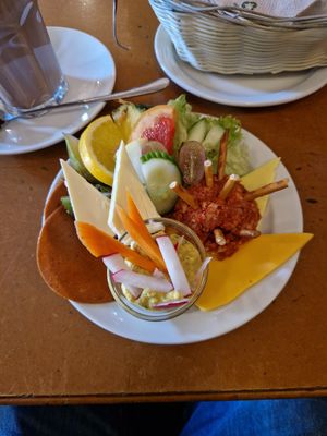 Veganes herzhaftes at Cafe Miller in Hamburg