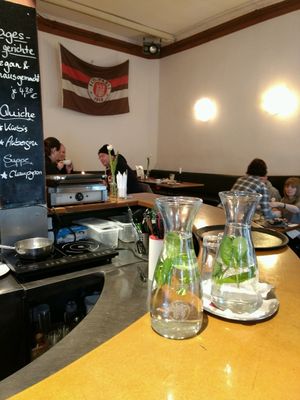 St.Pauli at Cafe Miller in Hamburg