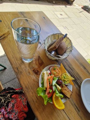 Vegan pikant at Cafe Miller in Hamburg