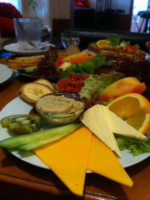 vegan breakfast at Cafe Miller in Hamburg