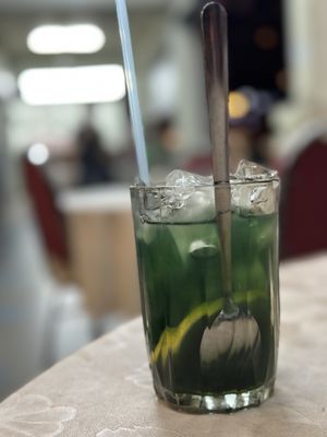 Wheat grass lemon 🍋 drink   at Eatwell Seafood 素善缘 in Miri
