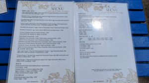 Menu with vegan options at Gato Legal Coffee Roastery in Ponta Do Pargo