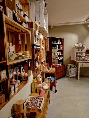 Drogerie "grüner Daumen" at Pack & Schnack in Niebuell