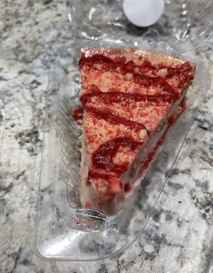 Vegan strawberry shortcake cheesecake   at Yummy SweetCakes in St Louis