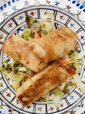 Involtini primavera con insalata at Ecologica Bistrot in Palermo