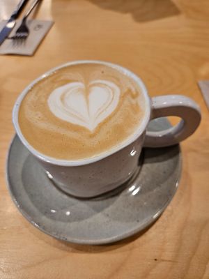  at Le Bon Moment in Paris