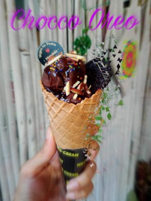 Vegan ice cream just woooow  at Mandala Vegetarian & Vegan in Koh Kut