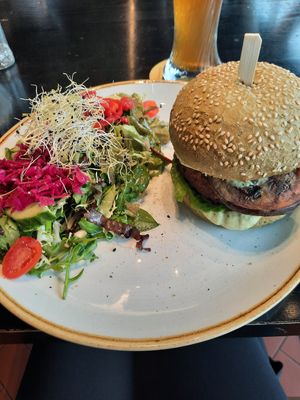 Vegan burger at AMS - Tastes From The Lowlands in Schiphol