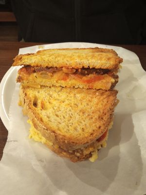 Veg1 + hummus at Adone in Pietrasanta