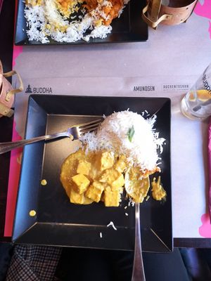 Tofu cashew sauce at Buddha Lounge in Gdansk