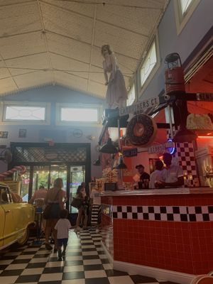   at 1950 American Diner in Forte Dei Marmi
